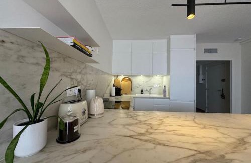 La Jetee Apartment | La bulle canetoise - vue mer