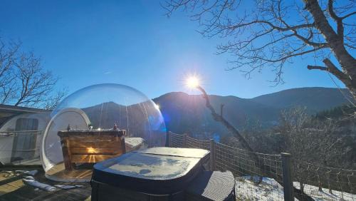 Saint-Julien-Vocance Bed & Breakfast | La Bulle d'Ardèche