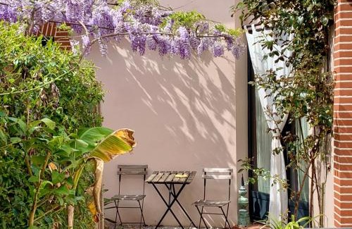 Arnaud Bernard Bed & Breakfast | La bulle de Gaston