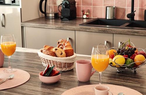 Bailleval House | LA BULLE ROMANTIQUE, Suite avec jacuzzi privatif