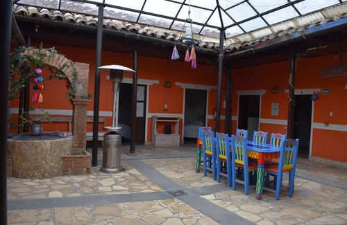 De Guadalupe House | LA CASONA MONAD, Ubicada en el centro