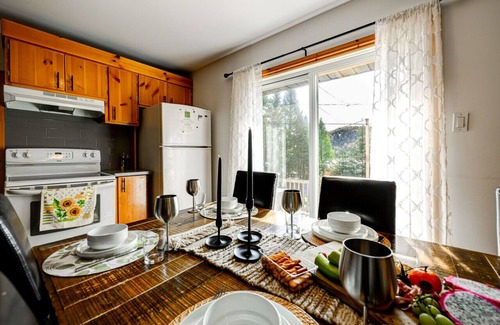 Sainte-Lucie-des-Laurentides House | Lake house, 5BR with sandy beach, SPA and fire place