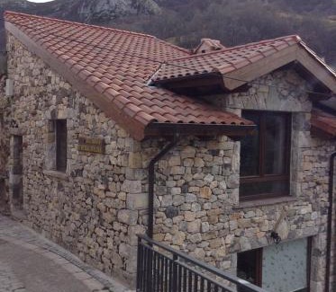 Sotres Ski Chalet | La Cabaña de Catalina