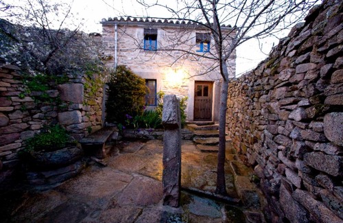 Fornillos de Fermoselle House | LA CABAÑA DE PORTUGAL