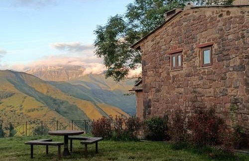 Vega de Pas House | La cabaña mirador de los Valles Pasiegos
