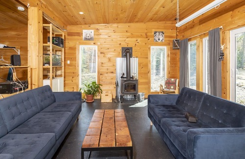 Saint Donat Ski Chalet | La Cabane aux 16 Acres