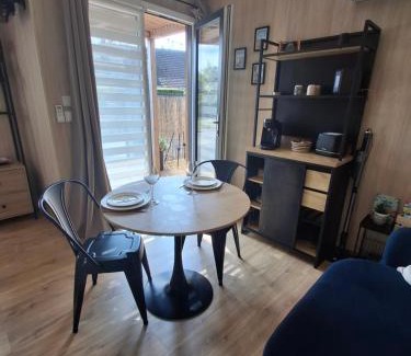 Pithon Apartment | La Cabane de Camille