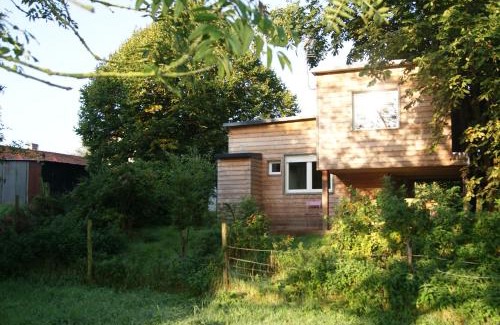 Denier Bed & Breakfast | La cabane de Denier