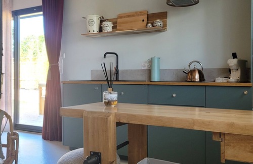 Mesquer House | La Cabane des Salines near the sea and salt marshes. Ideal family of 5 people
