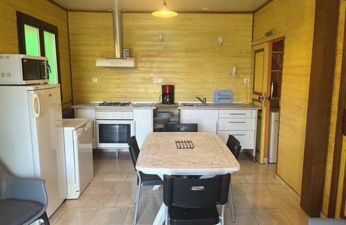 Lacapelle-Viescamp House | La cabane du pêcheur - 2ch - Private access to the lake