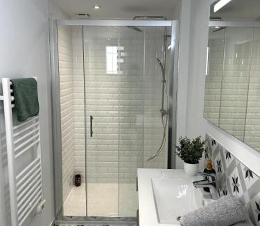 Toulouse South-East House | La Cabane Toulousaine - Petite Maison Chic et Cosy avec Parking privé