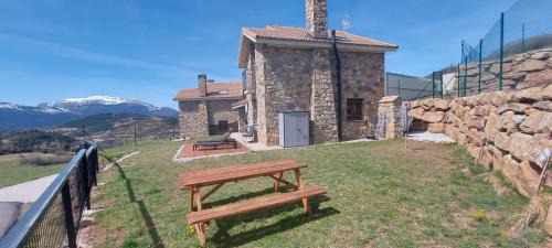 Neril House | La Cabra Trepadora