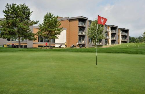 Beauceville Hotel | La Cache du Golf