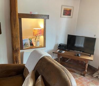 Saint-Hilaire-du-Harcouet House | La Cahudiere