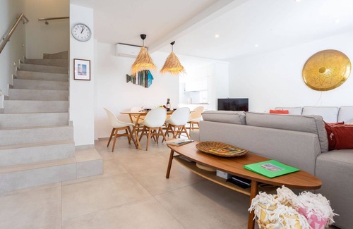 La Cala de Mijas House | La Cala Beach Home - beachfront few steps away from the sandy beach