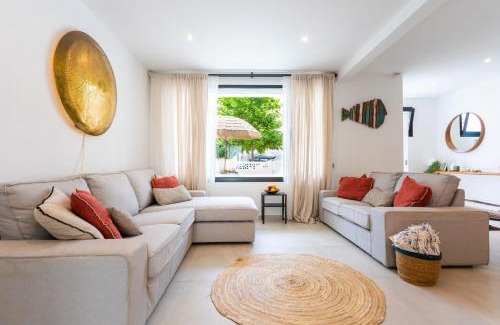 La Cala de Mijas House | La Cala Beach Home - beachfront few steps away from sandy beach