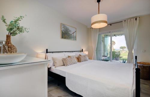 Mijas Apartment | La Cala gorgeous 2 bedroom apartment with stunning gardens, pools and sea views