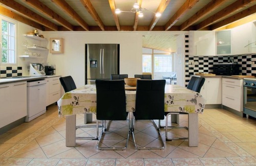 Le Pian-Medoc House | La Californie: Country house, private swimming pool and garden. 6 beds, 3 bedrooms, 2 bathrooms