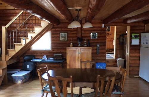 Cormierville Ski Chalet | La Camp on the river