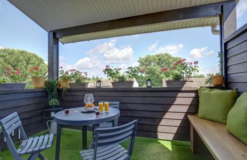 Saint-Sulpice Apartment | La Campagne Romantique - avec entrée autonome, clim neuve, parking privé & sa piscine ! -