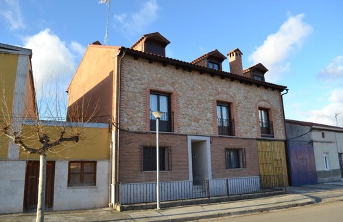 Pesquera de Duero House | La Cantamora Hotel Rural Pesquera de Duero
