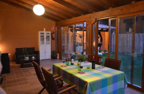 Pesquera de Duero House | La Cantamora Hotel Rural Pesquera de Duero