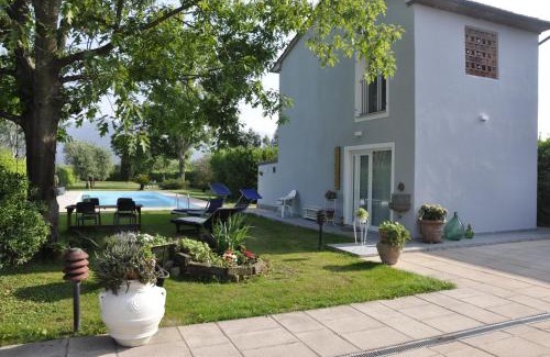 Parezzana House | La Capannina