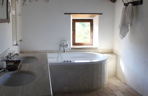 Simignano Apartment | La Capriata