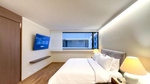 Financial District Apartment | La Carolina Apartamento Amplio