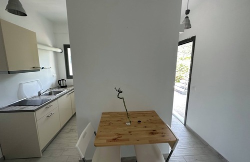 Mola Kalyva Apartment | La Casa Al Mare Apart Hotel