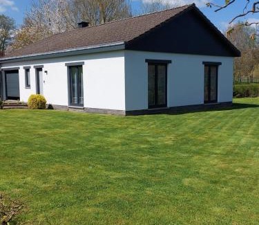 Lierneux House | La Casa Bianca