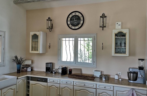 Ongles House | La Casa, Charming little house of Provence