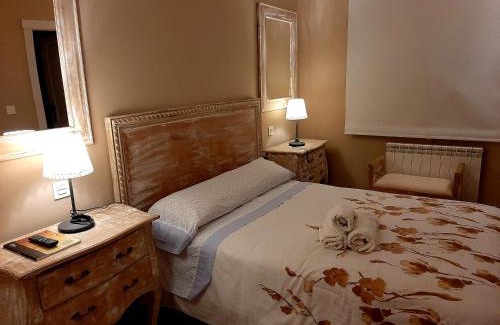 Villanueva de San Mancio House | La Casa del Corro