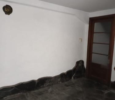 La Plata House | La Casa de al Lado con Garage !