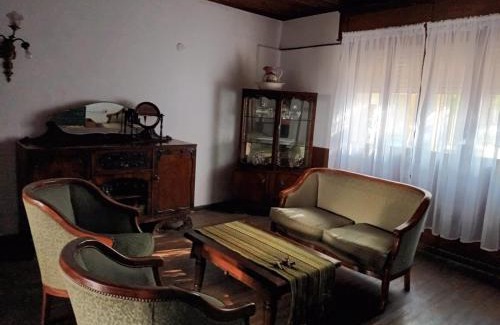 La Plata House | La Casa de al Lado con Garage !