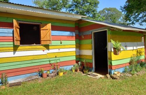 Garuhape House | La Casa de Colores