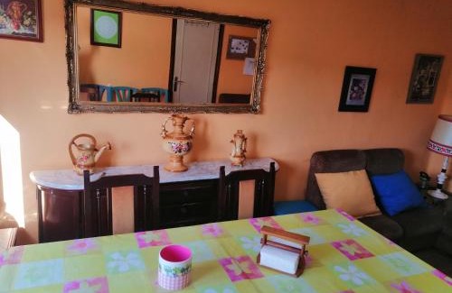 Sariego Apartment | La Casa de Colores