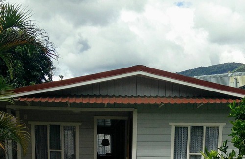 Santa Maria House | La casa de Chayito. Tradional tico cottage.