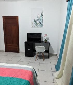 Sector 1 Nor-Oeste House | La casa de don Matilde