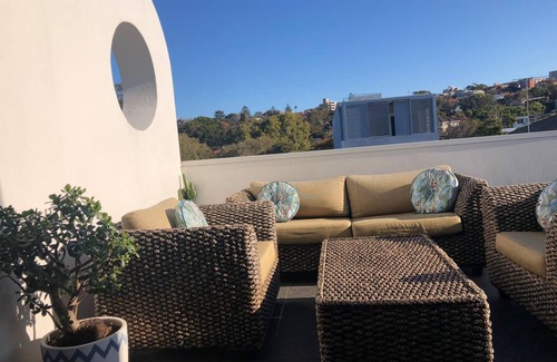 Bondi Beach Apartment | La Casa De Frida