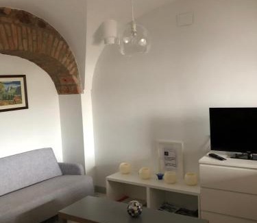 Villanueva de Cordoba House | La Casa de las Tias