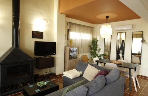 El Ronquillo House | La casa de la encina