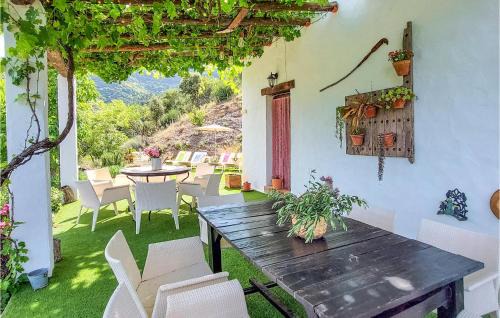 Algatocin House | La Casa de la Era