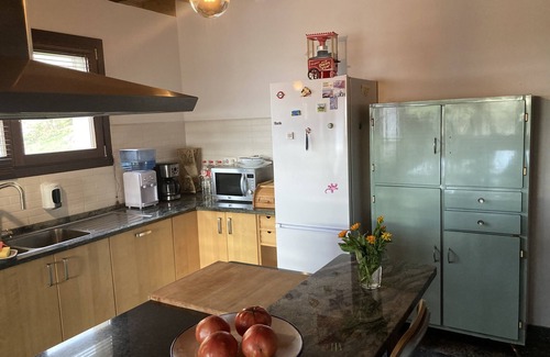 Tubilla del Lago House | La Casa de la Colina