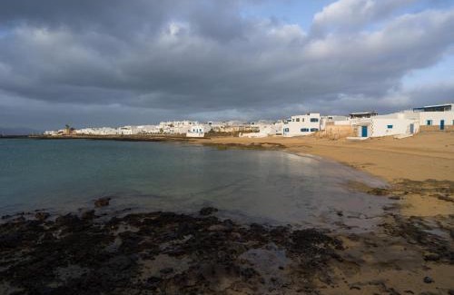 Caleta de Sebo House | La Casa de La Graciosa