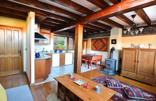Tudes House | LA Casa DE LAS Chimeneas "espejos"