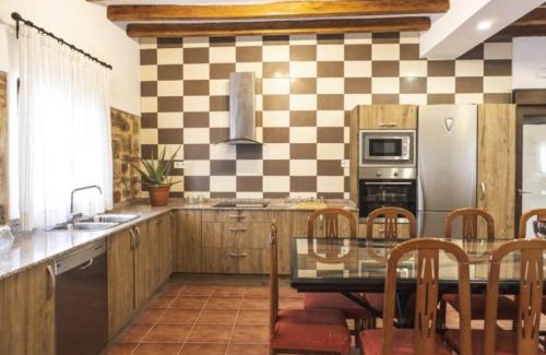 Nava de la Asuncion House | La Casa de los Dos Rubios