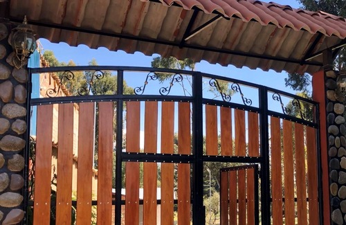 Chupaca Cabin | LA Casa DE LOS Rodriguez