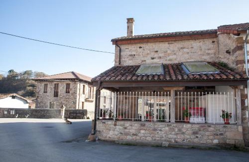 Molledo House | La Casa de Santa Olalla
