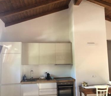 Locri House | La Casa del carrubo di Borgo Carbone